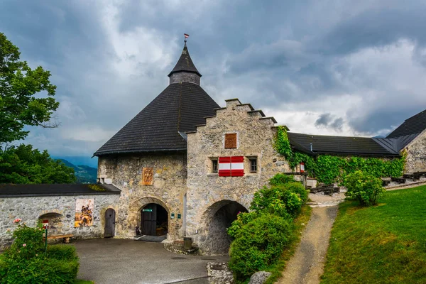 Hohenwerfen Şatosu, Avusturalya