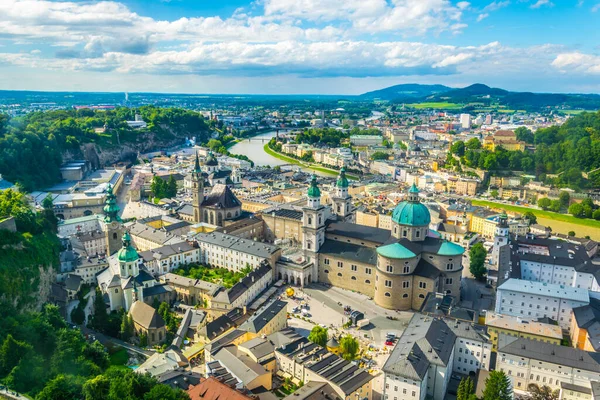Vista Panorámica Aérea Histórica Ciudad Salzburgo Incluyendo Palacio Mirabell Catedral — Foto de Stock