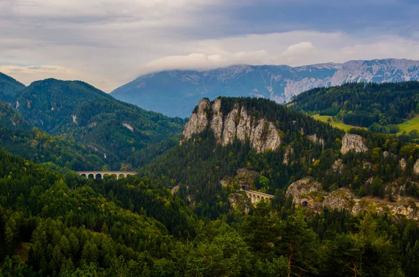 Semmering Railway Surrounding Mountain Scenery Krauselklause Viaduct Front Polleroswand Background — Fotografia de Stock