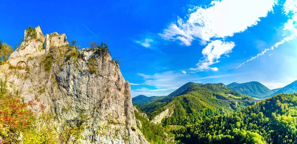 View Castle Klamm Village Austria — Stockfoto