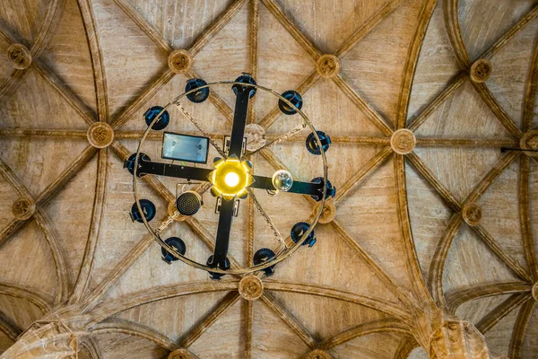 Eski İpek Borsası 'nın tavanı (Lonja de la Seda), Valencia, İspanya. UNESCO Dünya Mirası Alanı.