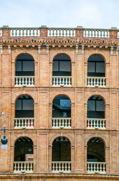 Torros de Valencia Plaza Binası.