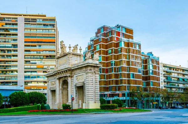 Blick Auf Das Denkmal Porta Mar Der Spanischen Stadt Valencia — Stockfoto