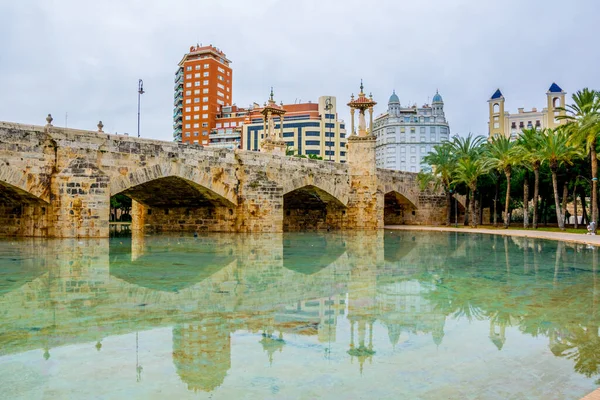 Blick Auf Die Brücke Pont Del Mar Über Das Ausgetrocknete — Stockfoto