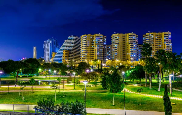 View Turia Gardens Situated Spanish City Valencia Night — Stok fotoğraf