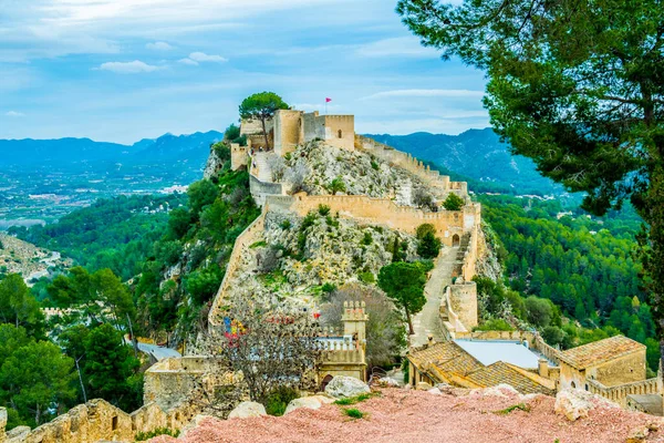 İspanya 'daki Xativa kalesinin iç kısmının görüntüsü