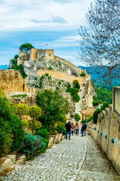 İspanya 'daki Xativa kalesinin iç kısmının görüntüsü