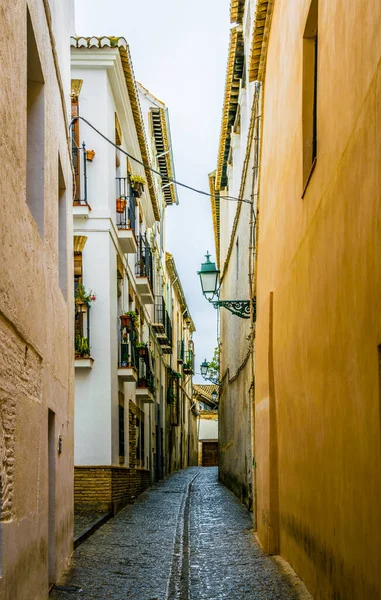 Calle Estrecha Barrio Morisco Granada Albaicín — Foto de Stock