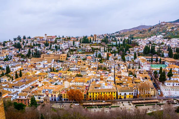Granada, anteni panoramik görüntülemek eski Alhambra semtinden Albaicin