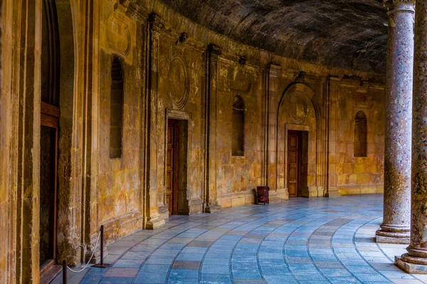 Detalhe Uma Coluna Pátio Palácio Carlos Palácio Carlos Alhambra Granada — Fotografia de Stock