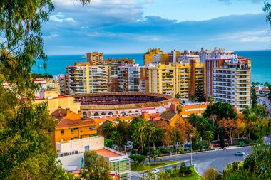 İspanyol şehri Malaga 'daki koridor binasının havadan görüntüsü.