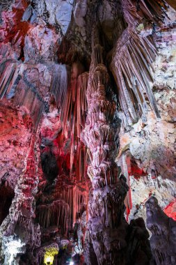 Aydınlanmış Aziz Michael Mağarası, Cebelitarık