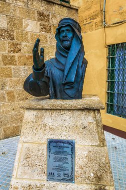 İspanyol şehri Cadiz 'de Manuel Moreno' nun büstü.