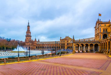 İspanya 'nın Sevilla şehrindeki Plaza de Espana