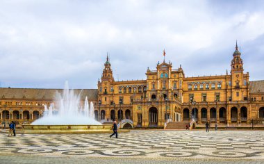 İspanya 'nın Sevilla şehrindeki Plaza de Espana