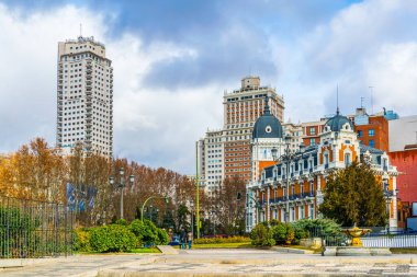 İspanya Senatosu 'nun Asterian Madencilik Şirketi' nin inşaatı ile ilgili görüşü