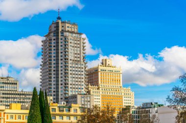 Edificio de espana ve Madrid 'deki diğer gökdelenler.