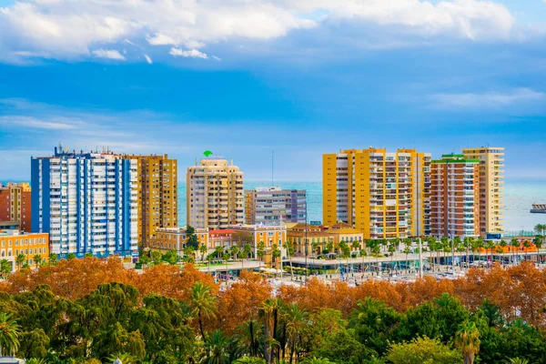 Malaga limanının havadan görüntüsü