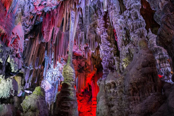 Illumintaed Caverna São Miguel Gibraltar — Fotografia de Stock