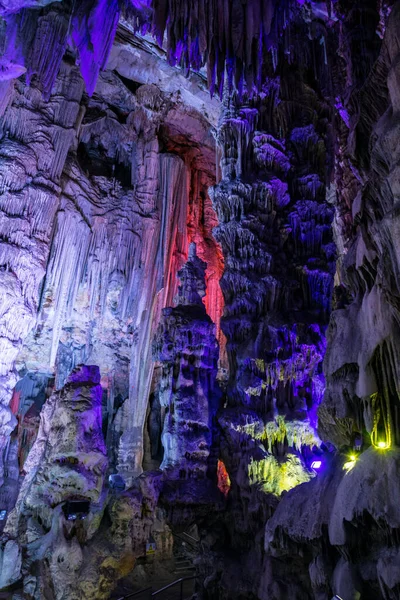 Aydınlanmış Aziz Michael Mağarası, Cebelitarık