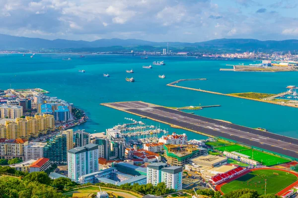 Cebelitarık havaalanının havadan görünüşü