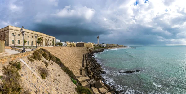 Uitzicht Een Boulevard Aan Zee Cadiz — Stockfoto