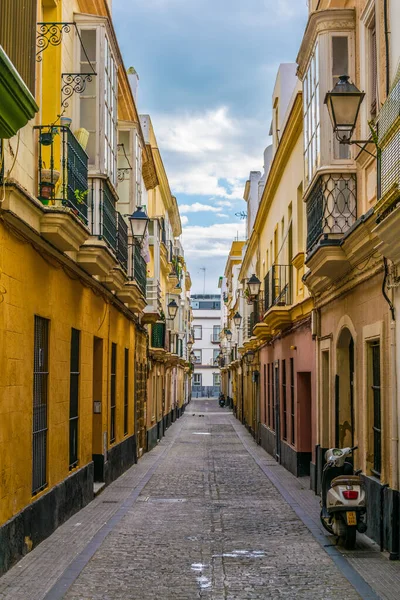 Narrow Street Historical Center Spanish City Cadiz — Stock Photo, Image