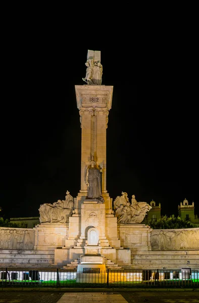 Veduta Notturna Del Monumento Della Costituzione Cadice Spagna — Foto Stock