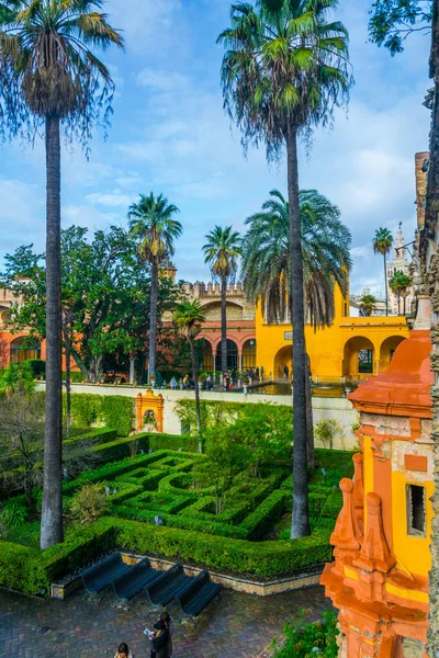 İspanyol şehri Sevilla 'daki gerçek Alcazar Sarayı' nın manzarası