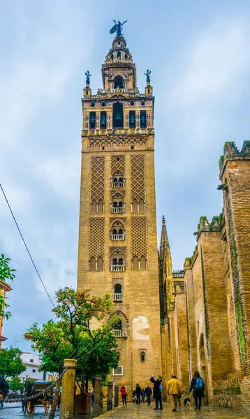 İspanya 'nın Sevilla kentindeki La Giralda kulesinin detayları