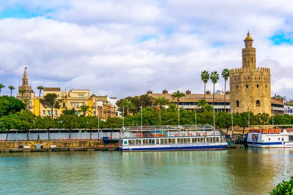 Złota Wieża Torre Del Oro Wzdłuż Rzeki Gwadalkiwir Sewilla Andaluzja — Zdjęcie stockowe