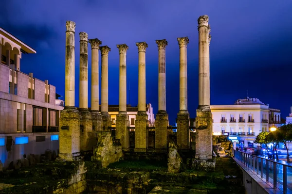 Night View Illuminated Roman Temple Situated Spanish City Cordoba — Stockfoto