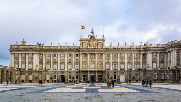 İspanya, Madrid 'deki Kraliyet Sarayı.
