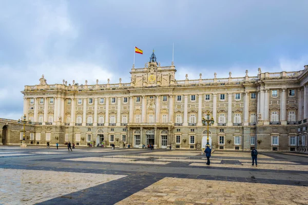 İspanya, Madrid 'deki Kraliyet Sarayı.