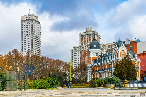 İspanya Senatosu 'nun Asterian Madencilik Şirketi' nin inşaatı ile ilgili görüşü