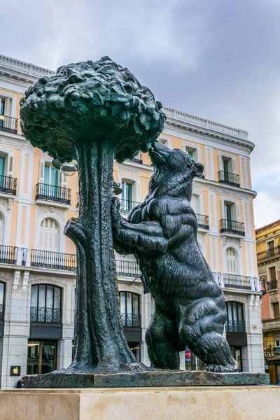Símbolo Madrid Estatua Oso Fresa Puerta Del Sol España — Foto de Stock