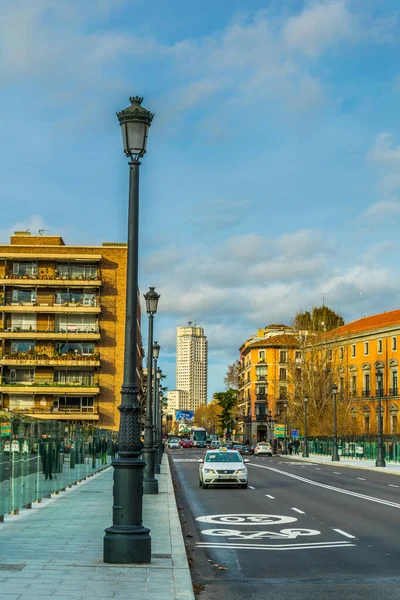 View Narrow Street Center Madrid — Foto Stock