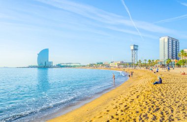 Barcelona, Spai 'deki Barceloneta plajı manzarası