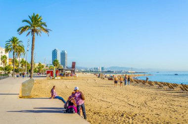 Barcelona, Spai 'deki Barceloneta plajı manzarası