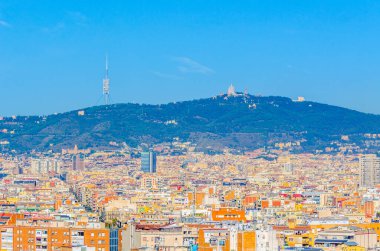 Barselona 'ya bakan Tibidabo lunaparkı, Spai