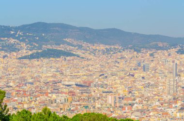 Montjuic kalesinden Barcelona 'nın havadan görünüşü, İspanya