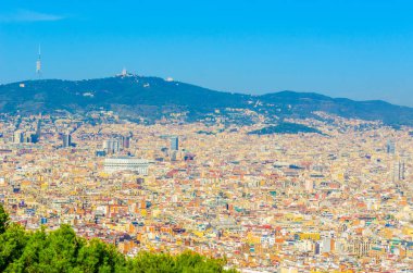 Montjuic kalesinden Barcelona 'nın havadan görünüşü, İspanya