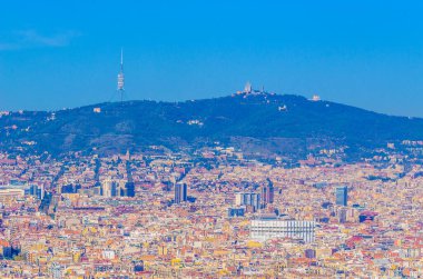 Montjuic kalesinden Barcelona 'nın havadan görünüşü, İspanya