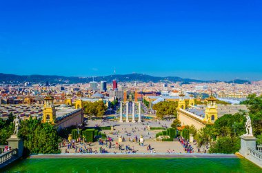 MNAC 'dan Plaza Espana' nın havadan görünüşü - Barcelon 'daki Museu Nacional d' Art de Catalunya