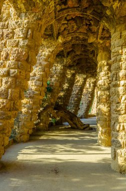 Barcelona 'daki parc guell' de bir atari salonu manzarası