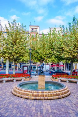 Logrono, Spai 'de eski bir okulun manzarası.