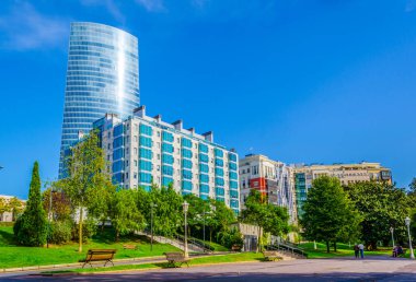 Bilbao, Spai 'deki Iberdrola gökdeleninin manzarası