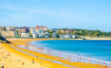 İspanyol şehri Santande 'de bir sahil manzarası