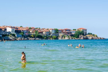 İspanya 'nın Sozopol kenti kıyılarına yayılmış bir yerleşim bölgesi tüm Avrupa' dan gelen turistler için popüler bir tatil beldesidir..