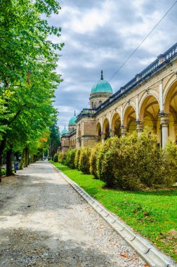 Zagreb 'deki mirogoj mezarlığı Hırvatistan' ın başkenti manzaralı
